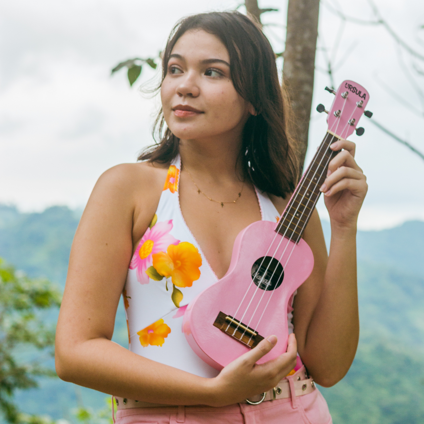 Soprano Ursula Ukulele - Wagas Ukes